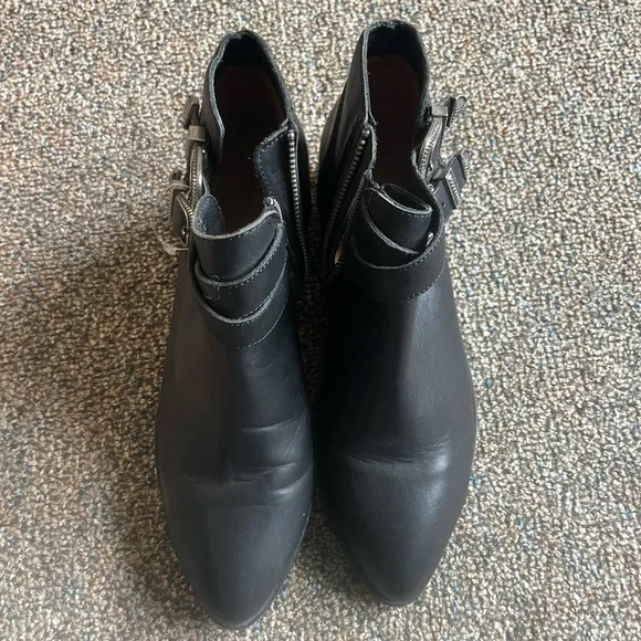 Never Worn Black Ankle Boots - Picture 2 of 2